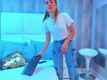 Chaturbate Watch Live Sex Cams of zoewilliis