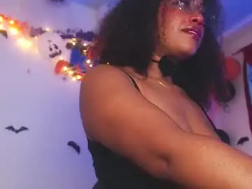 Chaturbate Live Sex of queenalya_