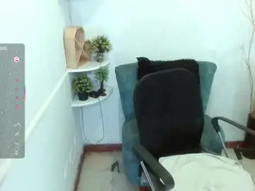Chaturbate Live Sex of cassie_andrews