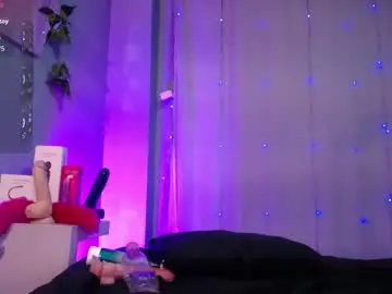Chaturbate Free Porn Cam of kylie_golden