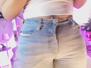 Chaturbate Live Sex of dahnia_cruz