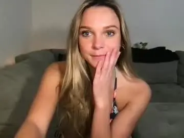 Chaturbate Adult Webcam of scarletterose_504259