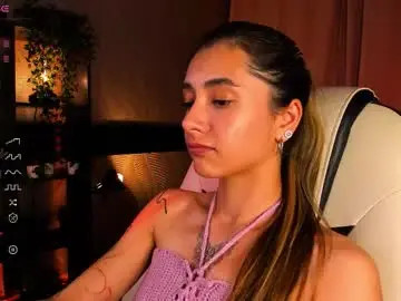 Chaturbate Best live sex cam show of darlabelle