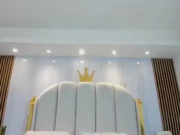 Chaturbate Live Porn of miah_skinny