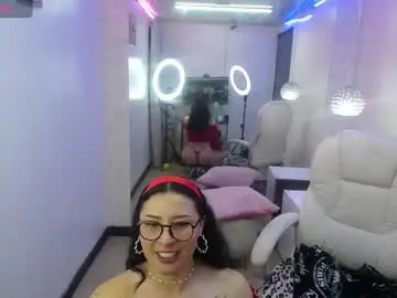 Chaturbate Sex Cam of nicolee_8
