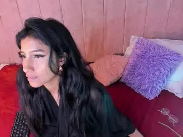 Chaturbate Free Live Porn of naomiiii__