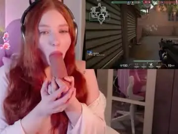 Chaturbate Live Sex Cam of cinnabongirls