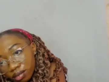 Chaturbate Live Sex Cam of freaky_ebonygirl