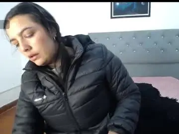 Chaturbate Live Sex Cam of perla_sc