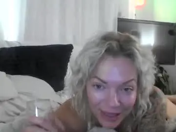 Chaturbate Free Porn Cam of yogimilflover