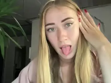 Chaturbate Live Sex Cam of fairy_face