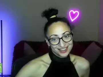 Chaturbate Live Sex Cam of arianna_tifany