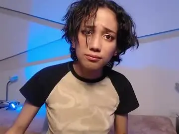 Chaturbate Live Sex Cam of hot_little_bunny