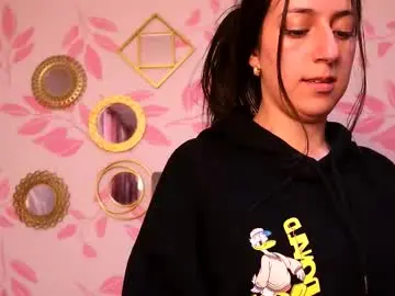 Chaturbate Live Sex Cam of sweet_sammy_7