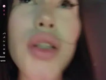 Chaturbate Best live sex cam show of ella_lee15
