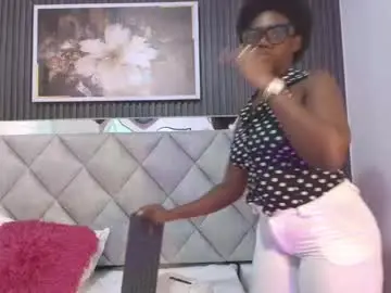 Chaturbate Nude Webcam of huddah_cam