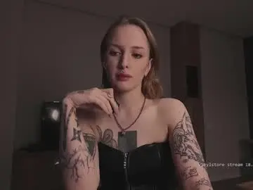 Chaturbate Best live sex cam show of vinylstore