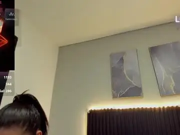 Chaturbate Live Porn of aleja__slav3