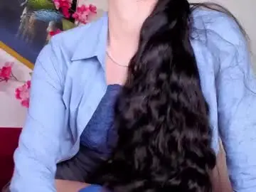 Chaturbate Live Sex Cam of mysweetsofie1