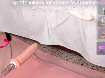 Chaturbate Adult Webcam of cristale69