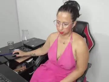 Chaturbate Best live sex cam show of _emma_loyd_