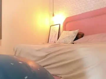 Chaturbate Watch Live Sex Cams of katiasimpson