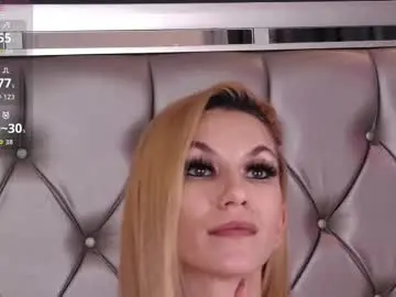 Chaturbate Live Sex Cam of mayahales