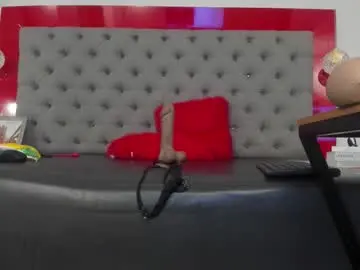 Chaturbate Live Sex Cam of mirandasould