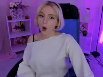 Chaturbate Live Sex Cam of aurorawrenfield
