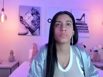 Chaturbate Live Sex Cam of samantha_hotly