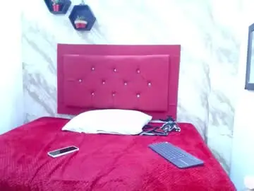 Chaturbate Live Sex Cam of issa__love