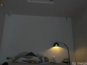 Chaturbate Live Sex Cam of top_of_passion