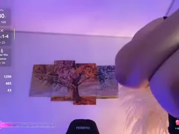 Chaturbate Live Porn of holybeauty_