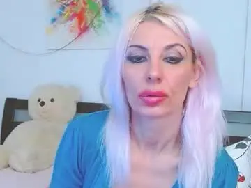 Chaturbate Live Porn of lillianasara