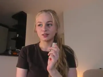 Chaturbate Nude Webcam of mia_meows
