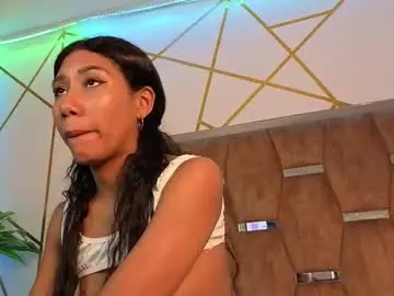Chaturbate Watch Live Sex Cams of candyrouse2