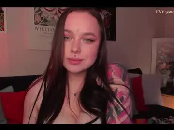 Chaturbate Free Porn Cam of varvaraola