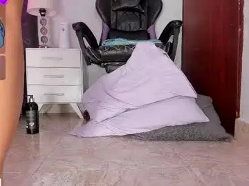 Chaturbate Live Sex of evelynhoward23