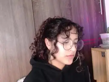 Chaturbate Live Porn of sol_amarilla_