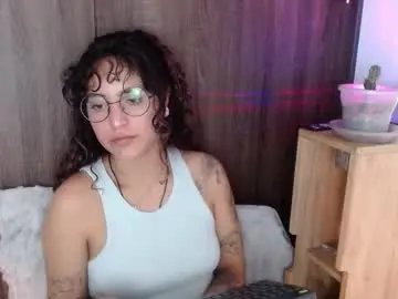 Chaturbate Watch Live Sex Cams of sol_amarilla_