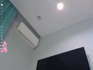 Chaturbate Live Sex Cam of maydacarls