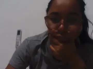 Chaturbate Live Sex of aly826805