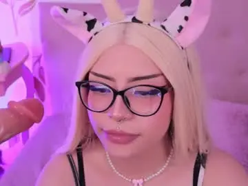 Chaturbate Best live sex cam show of misselektra__