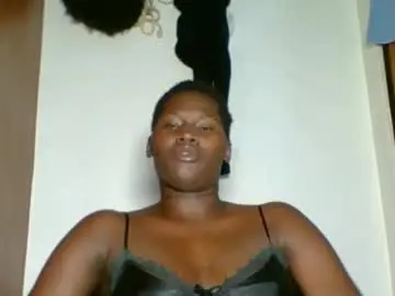 Chaturbate Free Porn Cam of ebony_choco2