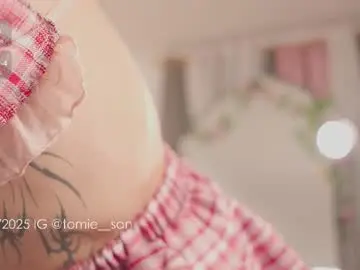 Chaturbate Adult Video Chat of tomie_san