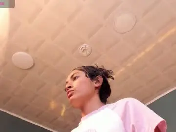 Chaturbate Live Porn of cinna_roux_