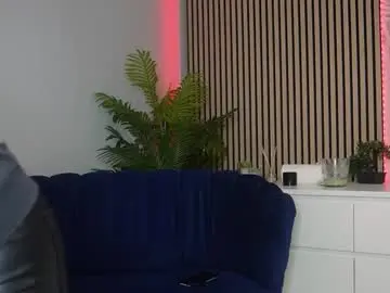 Chaturbate Sex Cam of tinyvixen_