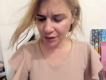 Chaturbate Free Porn Cam of artsyandcraftsy_