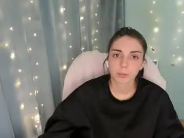 Chaturbate Free Porn Cam of emilie_shy