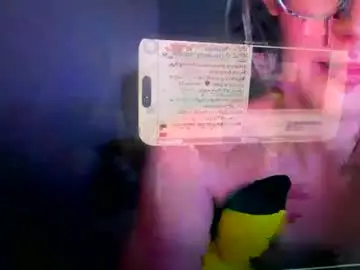Chaturbate Free Porn Cam of x_dreamgirl_x